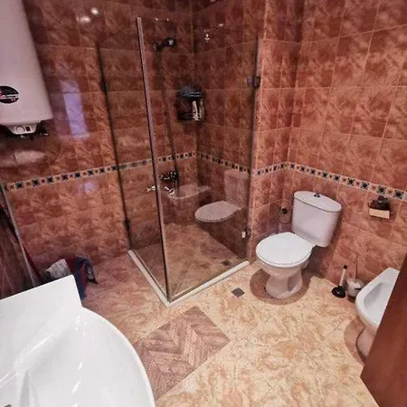 In Semiramida Gardens Sunny Hotel de apartamente