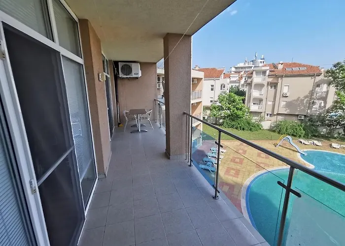 In Semiramida Gardens Sunny 3* Сонячний Берег